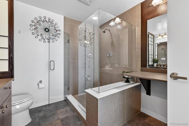 2001 Lincoln Street 810, Denver, CO 80202