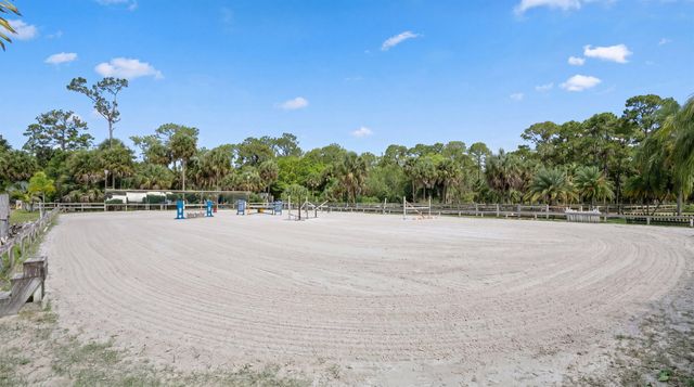 2910 Doe Trail, Loxahatchee, FL 33470