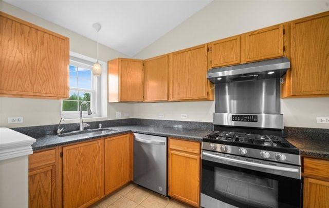 2503 Sheehan Drive 201, Naperville, IL 60564