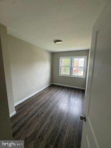 8349 HILLENDALE RD, Parkville, MD 21234