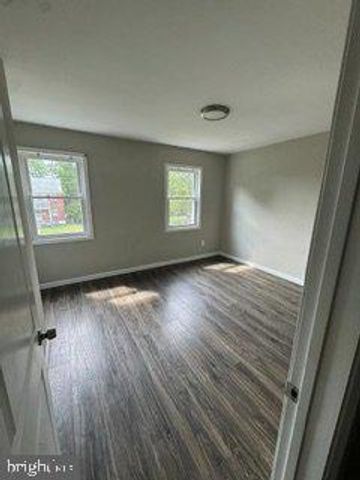 8349 HILLENDALE RD, Parkville, MD 21234