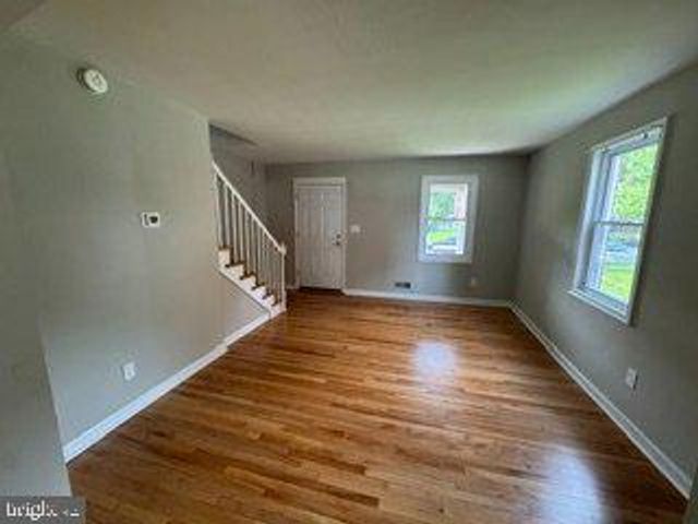 8349 HILLENDALE RD, Parkville, MD 21234