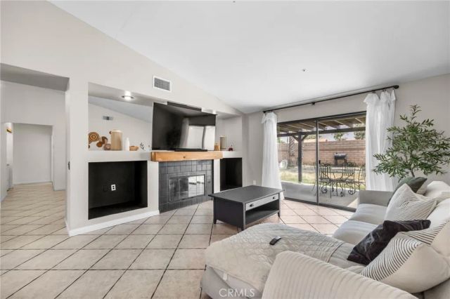 1409 Stratus, San Jacinto, CA 92582