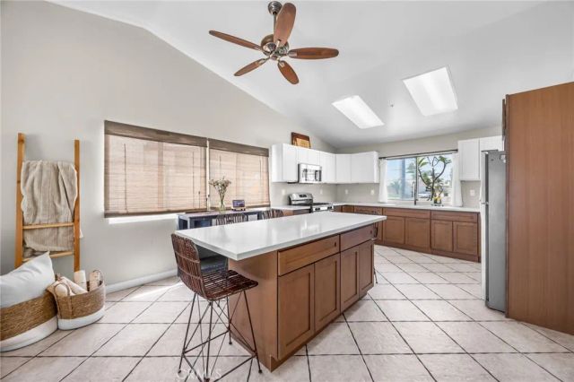 1409 Stratus, San Jacinto, CA 92582