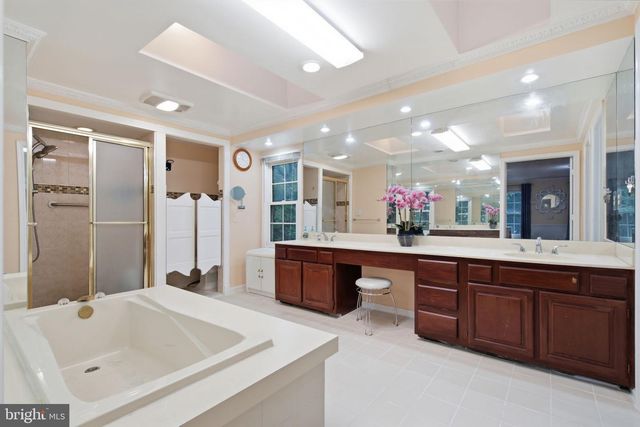 2132 CHERRY LEAF LN, Silver Spring, MD 20906