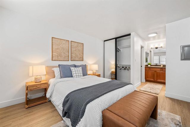 1030 Robinson Ave 111, San Diego, CA 92103