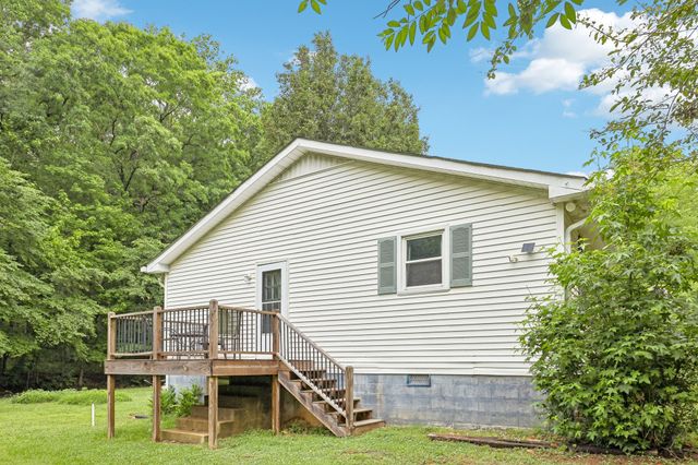 403 Pennington Ln, Cedar Hill, TN 37032
