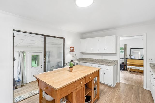 403 Pennington Ln, Cedar Hill, TN 37032