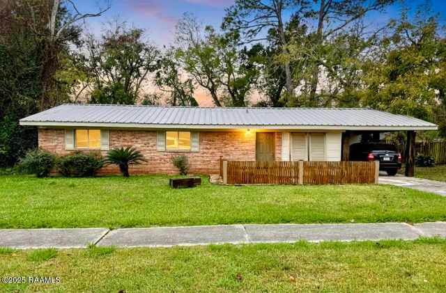 113 Maple Drive, Lafayette, LA 70506