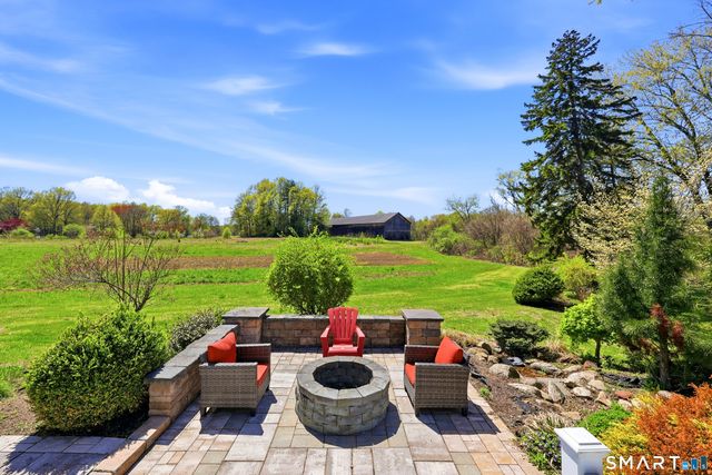 67 Countryside Lane, Suffield, CT 06078