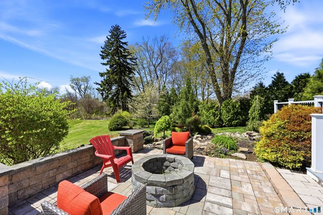 67 Countryside Lane, Suffield, CT 06078