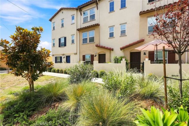 22318 Lily Ct, Torrance, CA 90502