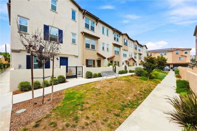 22318 Lily Ct, Torrance, CA 90502