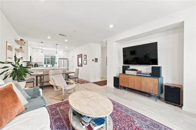 22318 Lily Ct, Torrance, CA 90502