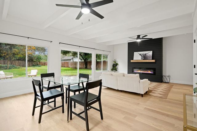 2316 W Swain Rd, Stockton, CA 95207