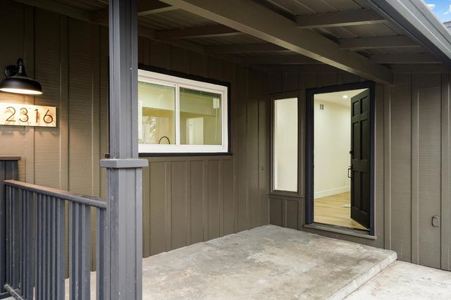 2316 W Swain Rd, Stockton, CA 95207