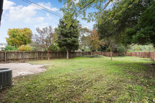 2316 W Swain Rd, Stockton, CA 95207