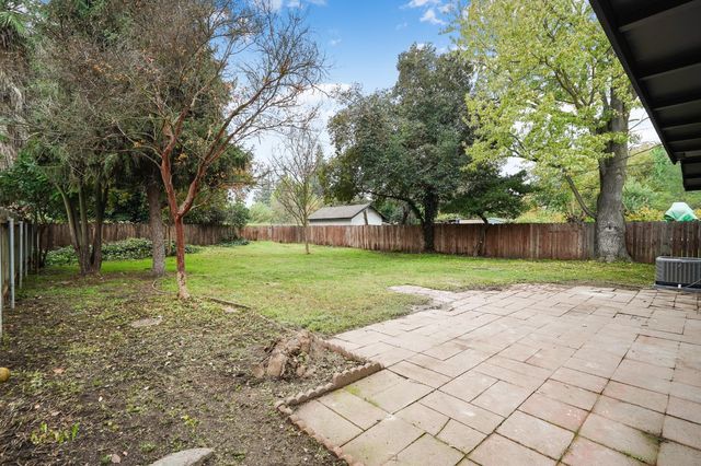 2316 W Swain Rd, Stockton, CA 95207