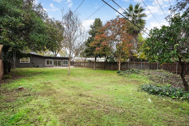 2316 W Swain Rd, Stockton, CA 95207