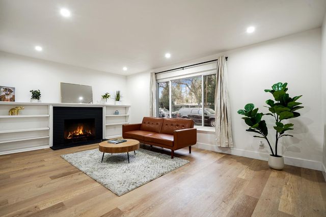 2316 W Swain Rd, Stockton, CA 95207