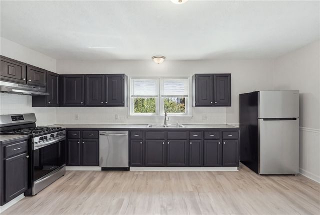 70 Veazie Street, Providence, RI 02908