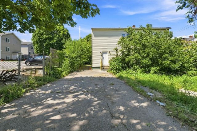 70 Veazie Street, Providence, RI 02908