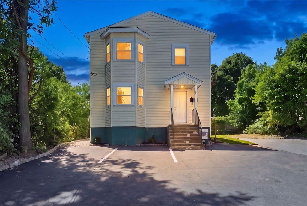 70 Veazie Street, Providence, RI 02908