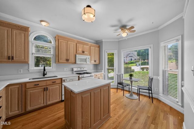 8121 Bluffridge Drive, Raleigh, NC 27615