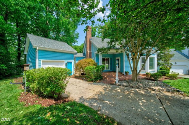 8121 Bluffridge Drive, Raleigh, NC 27615