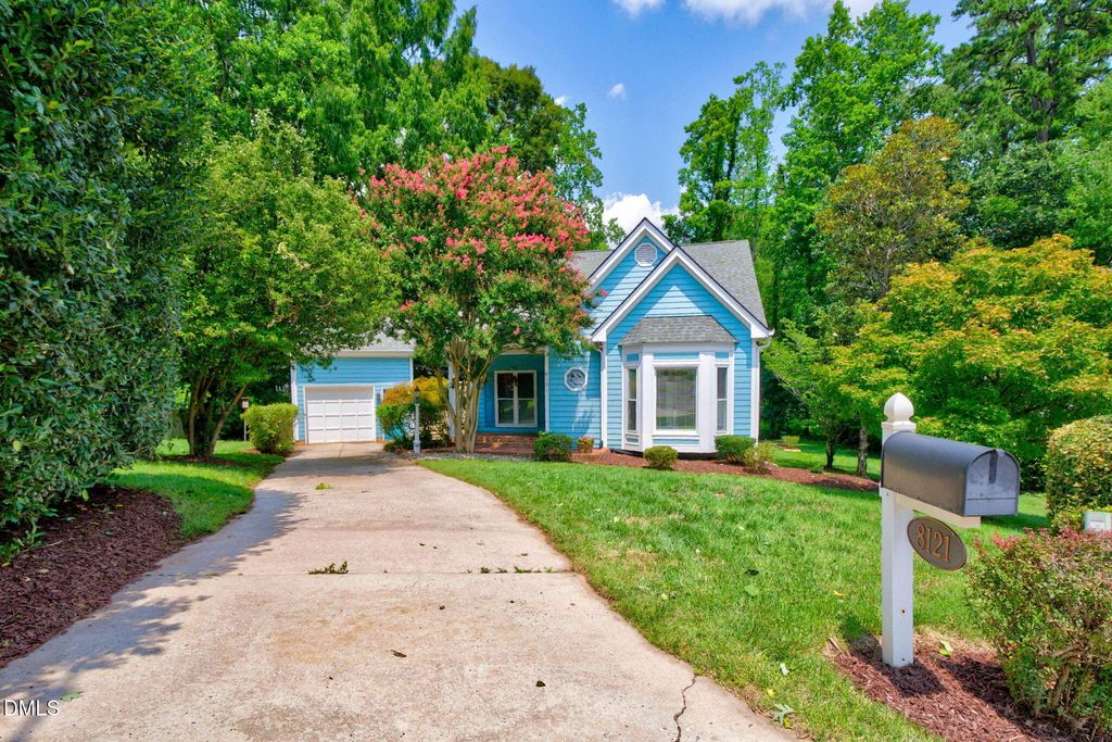 8121 Bluffridge Drive, Raleigh, NC 27615
