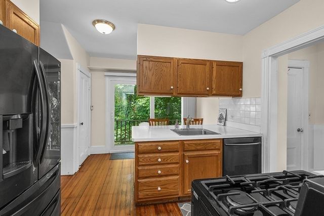 199 Concord St, Newton, MA 02462