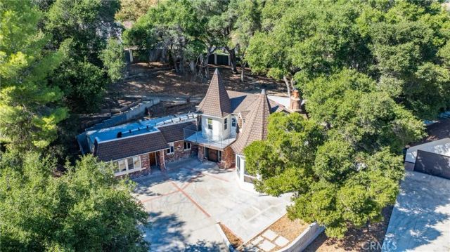 26251 Ravenhill Road, Canyon Country, CA 91387