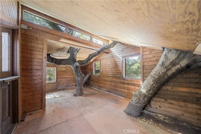 26251 Ravenhill Road, Canyon Country, CA 91387