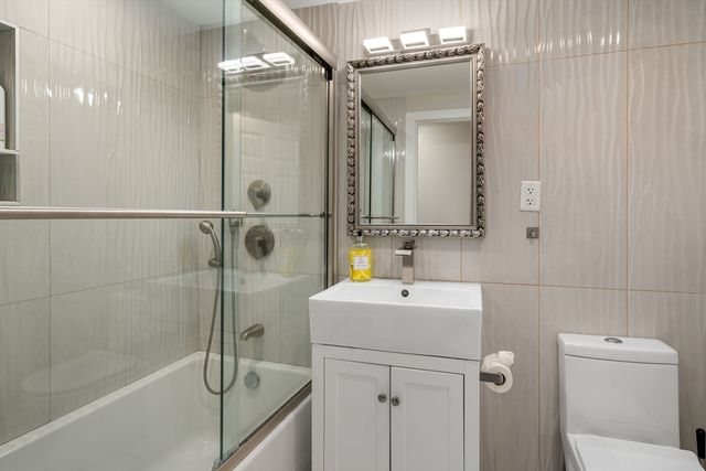 63 Pine St, Natick, MA 01760