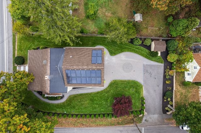 63 Pine St, Natick, MA 01760