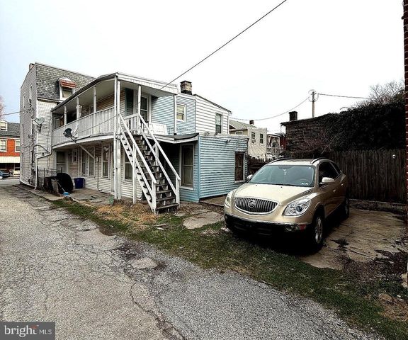 526 W PHILADELPHIA ST, York, PA 17403