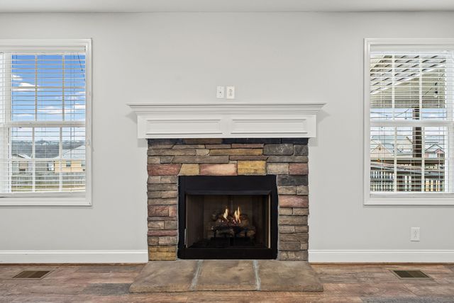 731 Crestone Lane, Clarksville, TN 37042