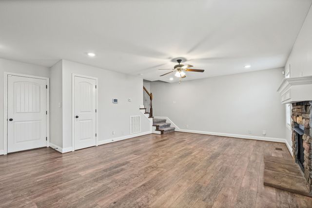 731 Crestone Lane, Clarksville, TN 37042