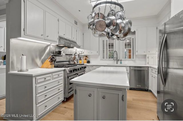 101 Olympia Fields, Jackson, MS 39211