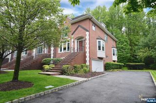 1 Candlewood Drive 1, Old Tappan, NJ 07675