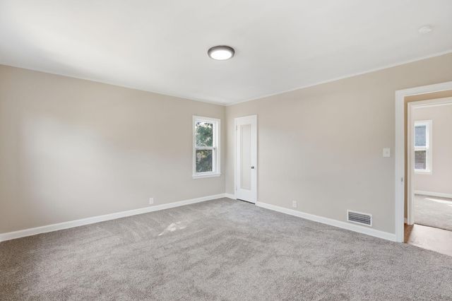 1515 Upton Avenue N, Minneapolis, MN 55411