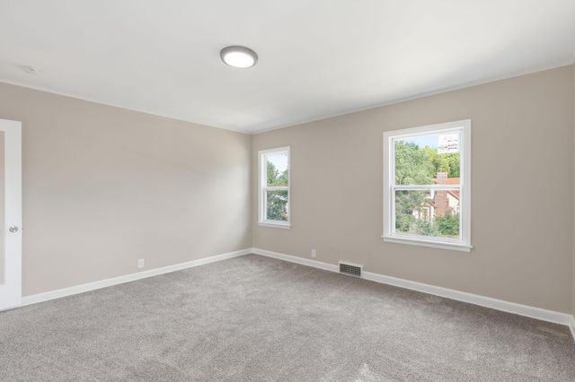 1515 Upton Avenue N, Minneapolis, MN 55411