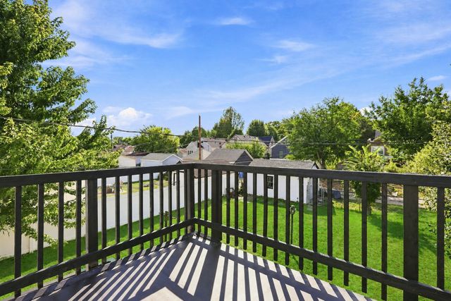 1515 Upton Avenue N, Minneapolis, MN 55411