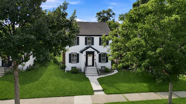 1515 Upton Avenue N, Minneapolis, MN 55411