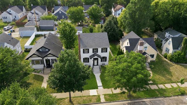 1515 Upton Avenue N, Minneapolis, MN 55411