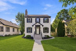 1515 Upton Avenue N, Minneapolis, MN 55411