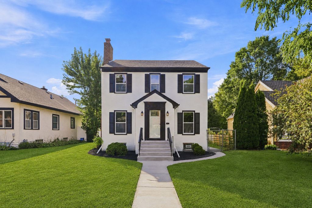 1515 Upton Avenue N, Minneapolis, MN 55411 — exterior