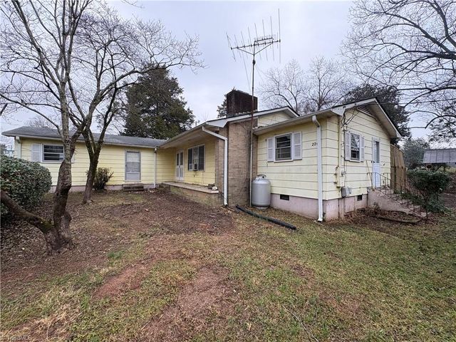 220 Dameron Street, Star, NC 27356