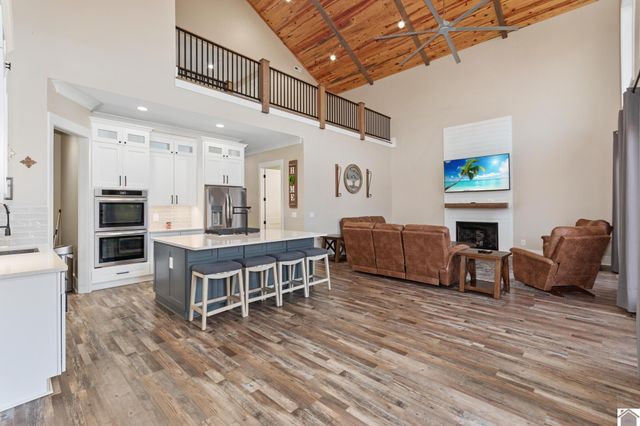 600 Liberty Road, Princeton, KY 42445