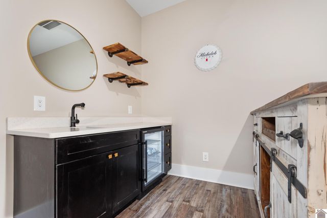 600 Liberty Road, Princeton, KY 42445